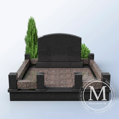 Мемориальный комплекс с розовым мощением в ограде АР3535