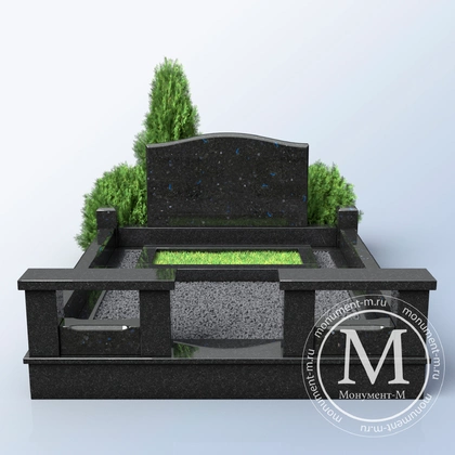 Мемориальный комплекс со скамьёй и зелёной полосой АР3555