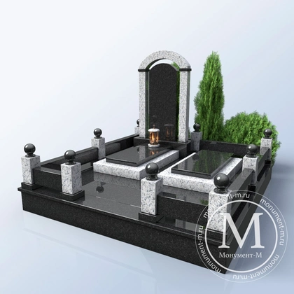 Мемориальный комплекс со светлой плитой и лампадой АР3544