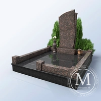 Мемориальный комплекс с коричневой стелой и плитой АР3545