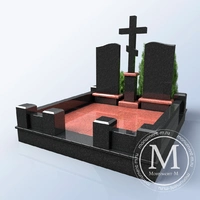 Мемориальный комплекс с чёрным крестом над стелами АР3563