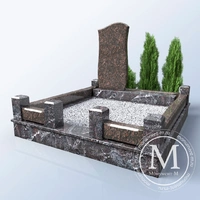Мемориальный комплекс с бурой стелой и серой плиткой АР3575